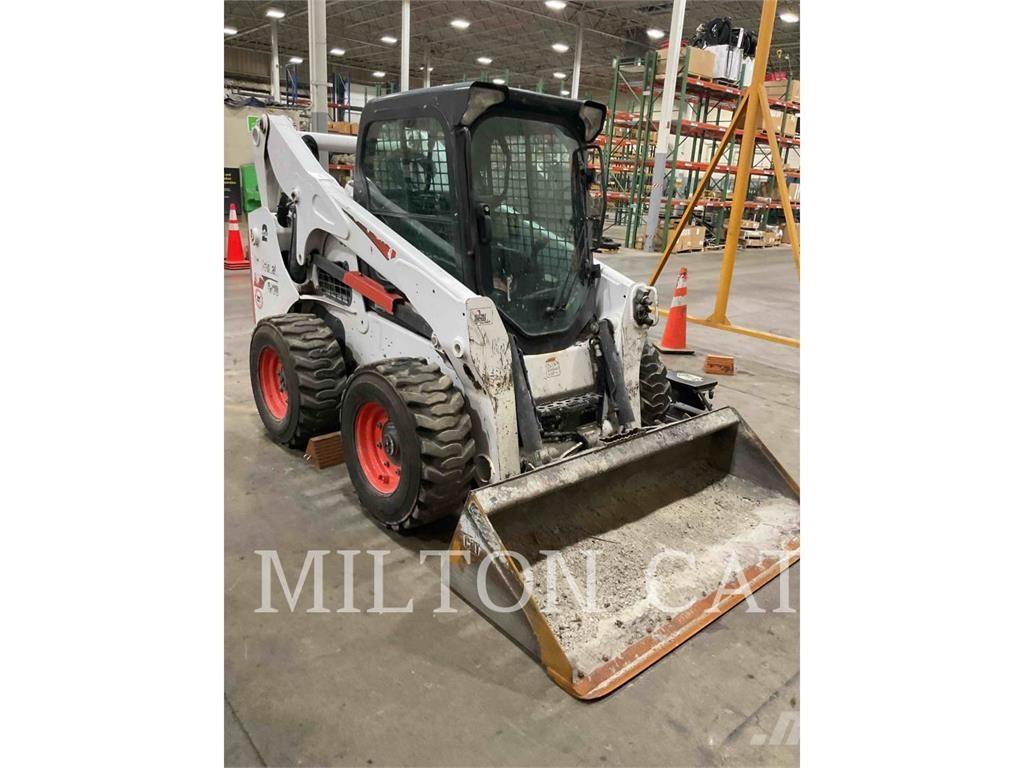 Bobcat S770 Ładowarki burtowe