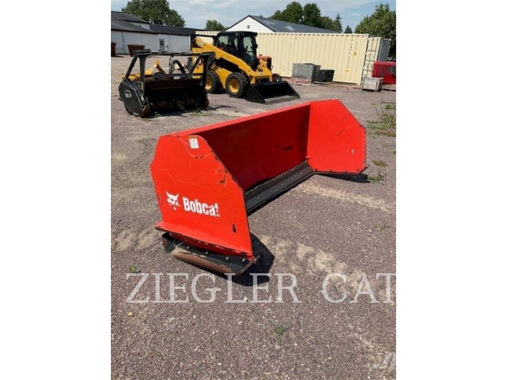 Bobcat SNOWPUSHER94 Pługi wirnikowe