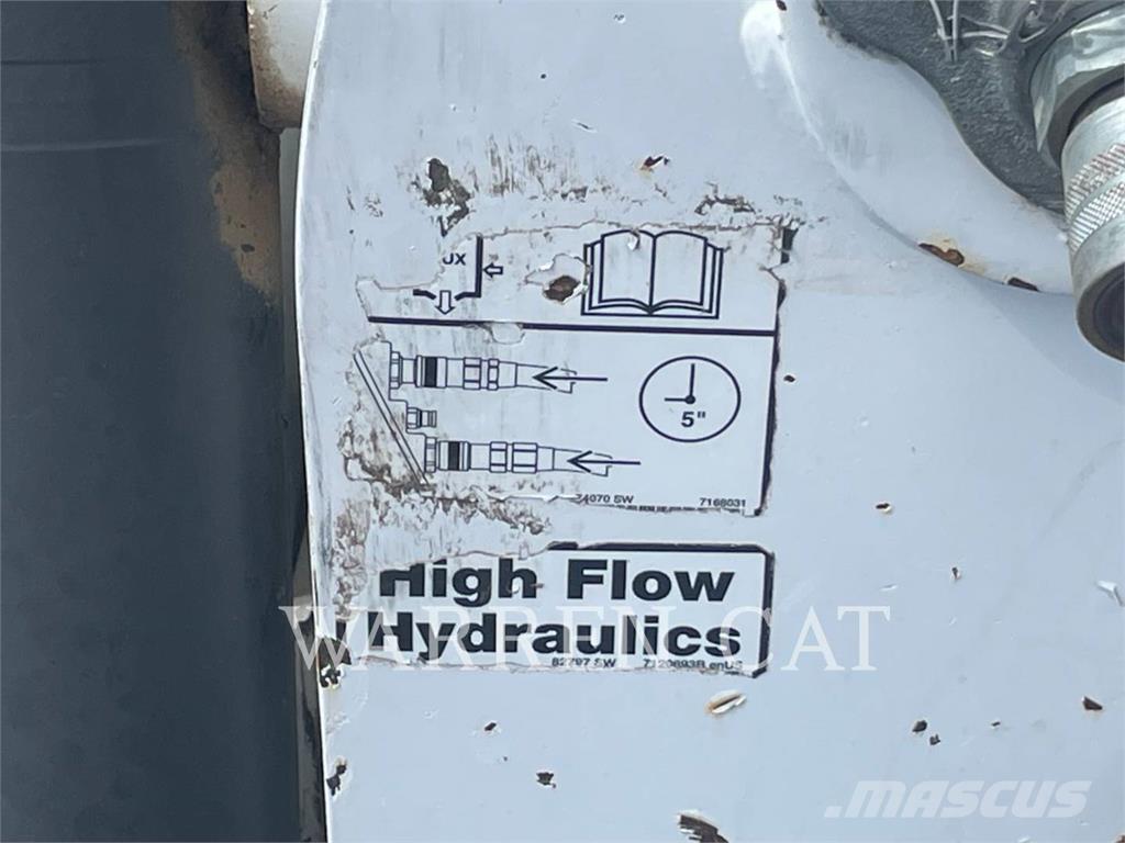 Bobcat T770 Ładowarki gąsienicowe