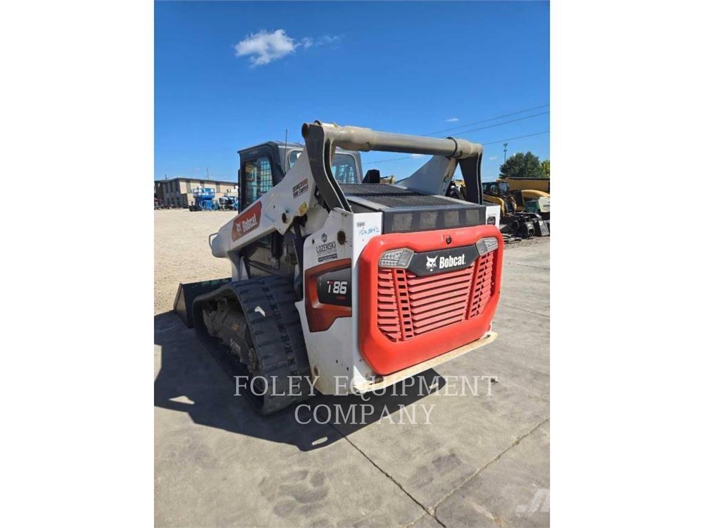 Bobcat T86 Ładowarki burtowe