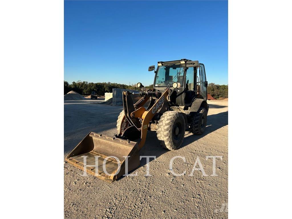 CASE 321F Ładowarki kołowe