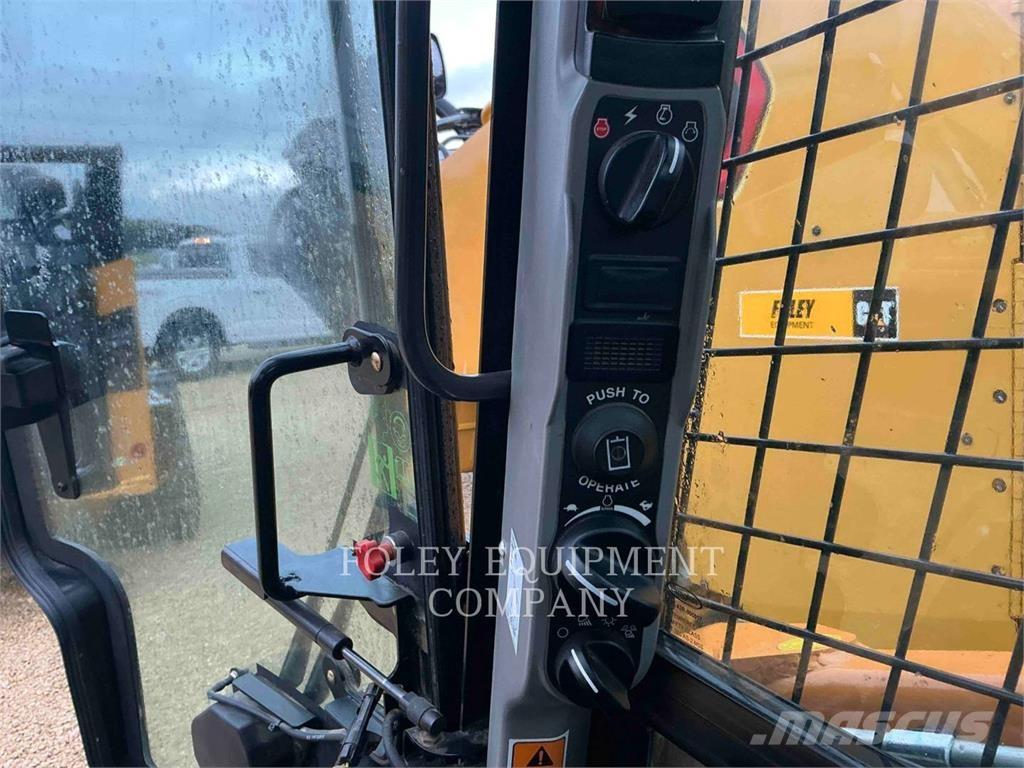 CASE SV280B Ładowarki burtowe