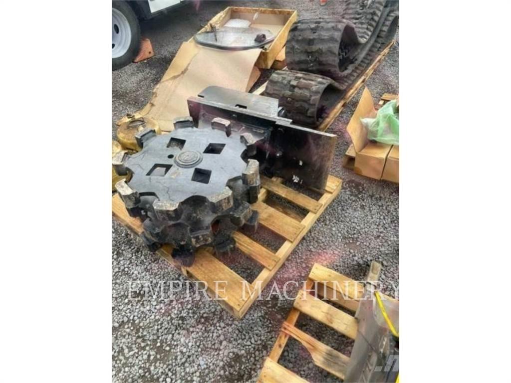 CAT 1/2YD-18WE Maszyny budowlane - Inne