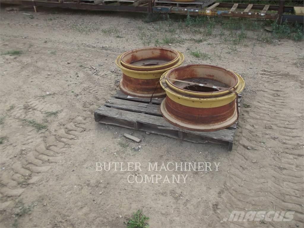CAT 10.00X24 RIMS (2) Opony, koła i felgi