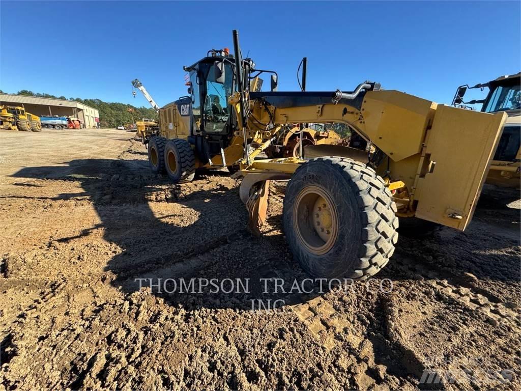 CAT 12 M3 Równiarki