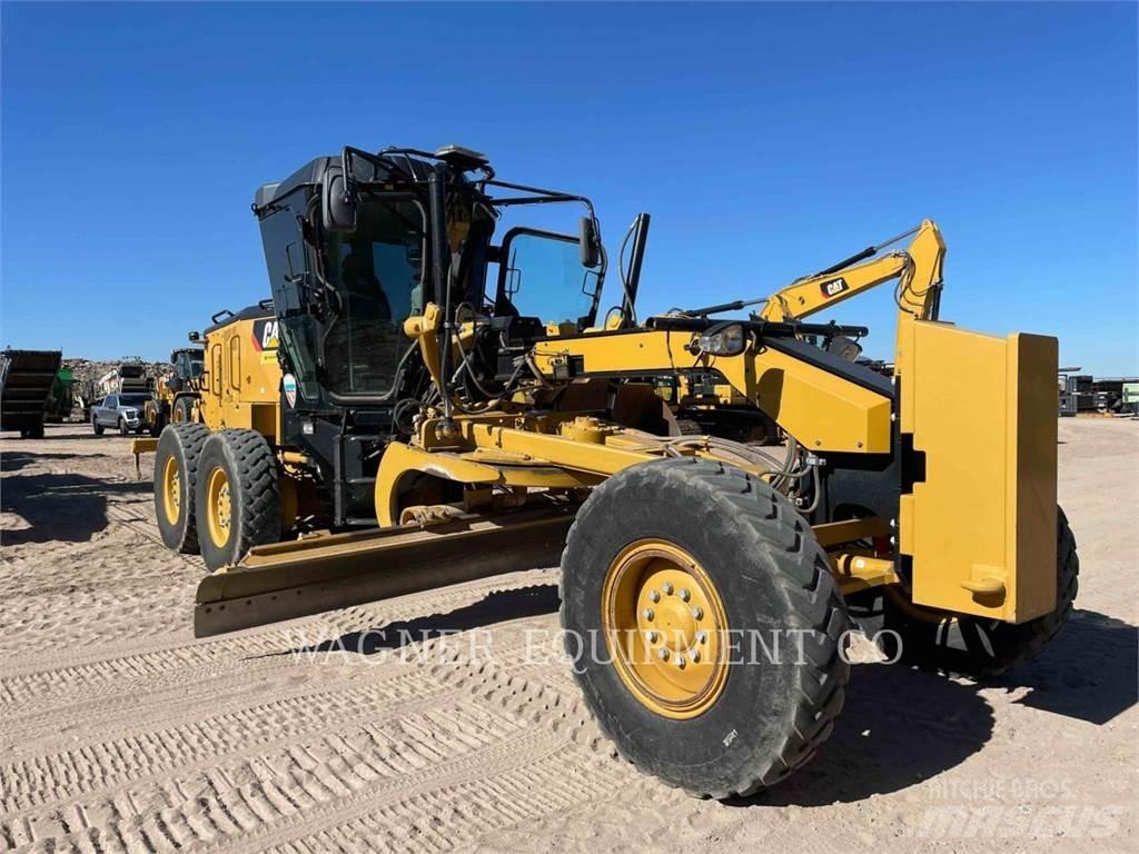 CAT 120 Równiarki