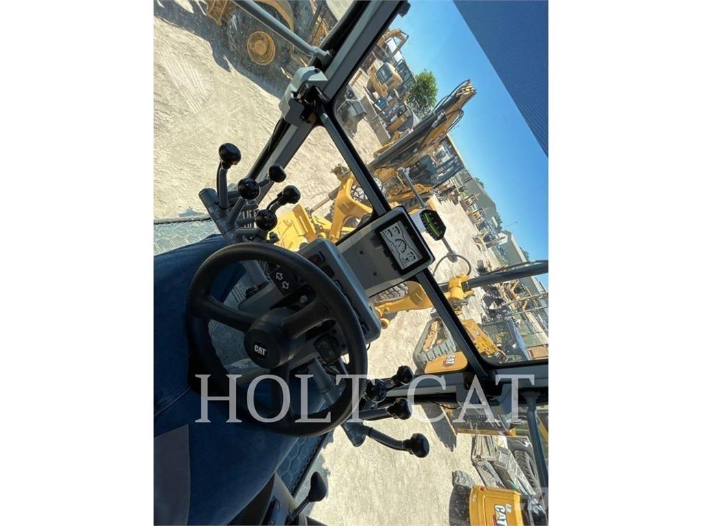 CAT 120 Równiarki
