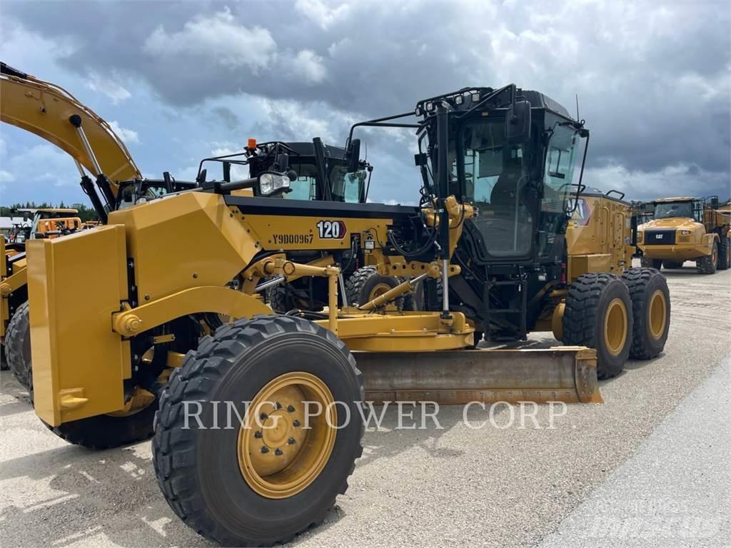 CAT 120 AWD CS Równiarki