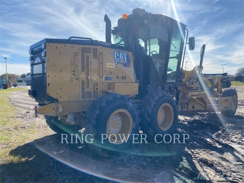 CAT 120 LVR Równiarki