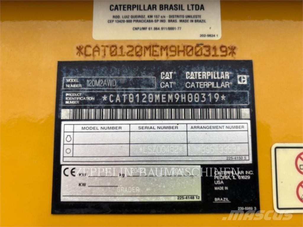 CAT 120M Równiarki