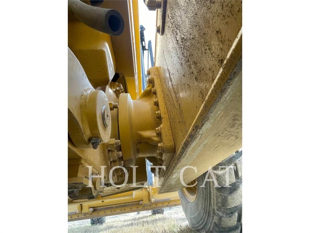 CAT 120M2 Równiarki