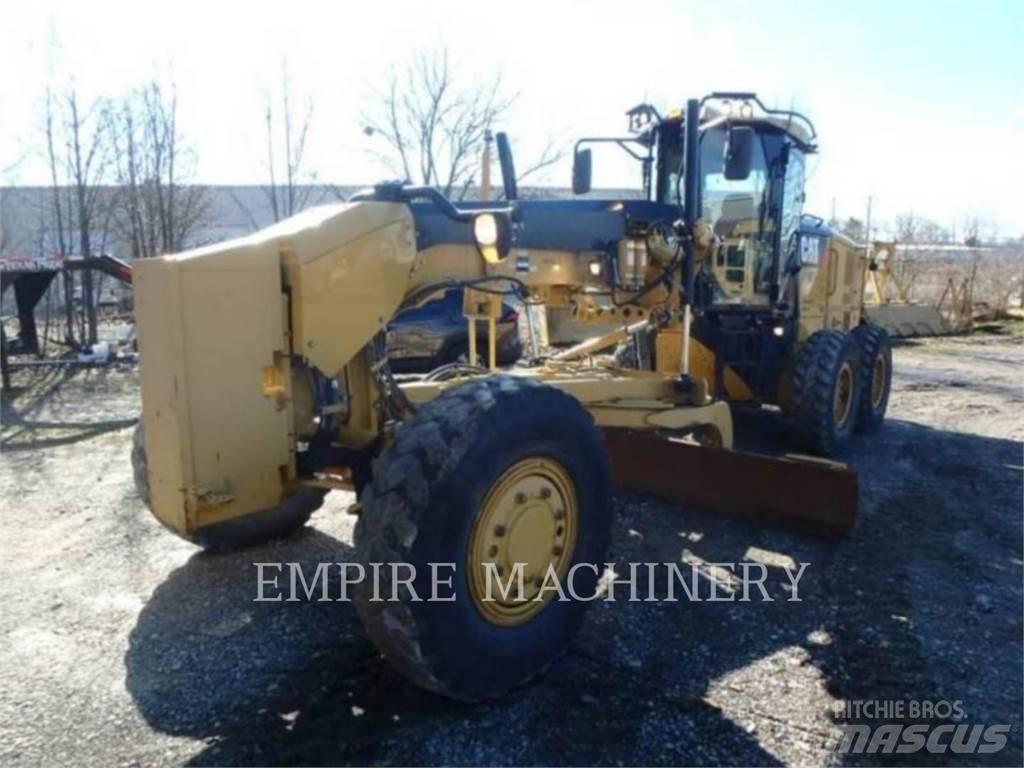 CAT 120M2 AWD Równiarki