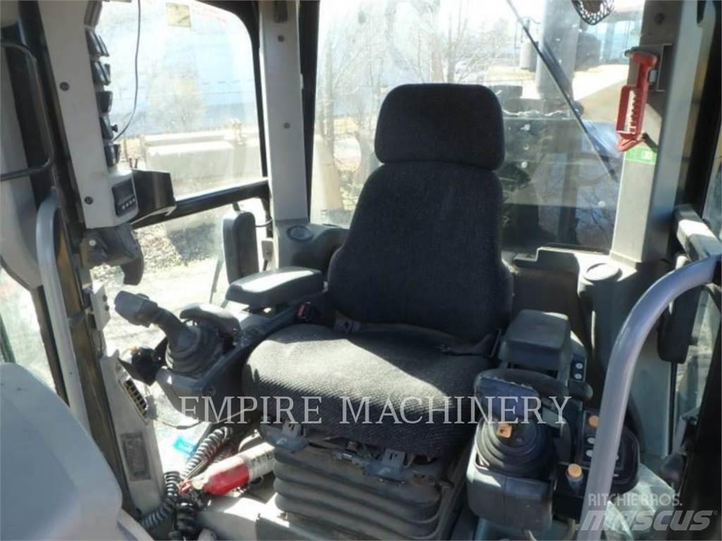 CAT 120M2 AWD Równiarki