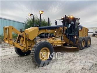 CAT 12M Równiarki