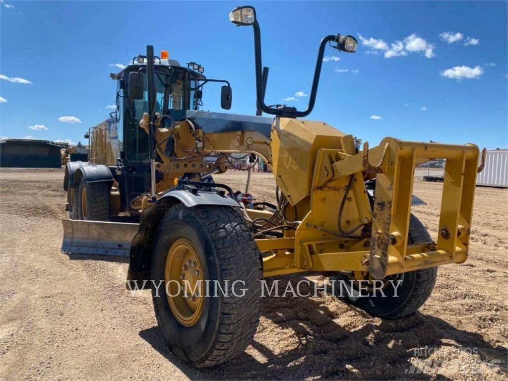 CAT 12M 3 Równiarki