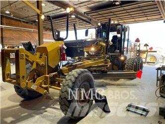 CAT 12M2 Równiarki