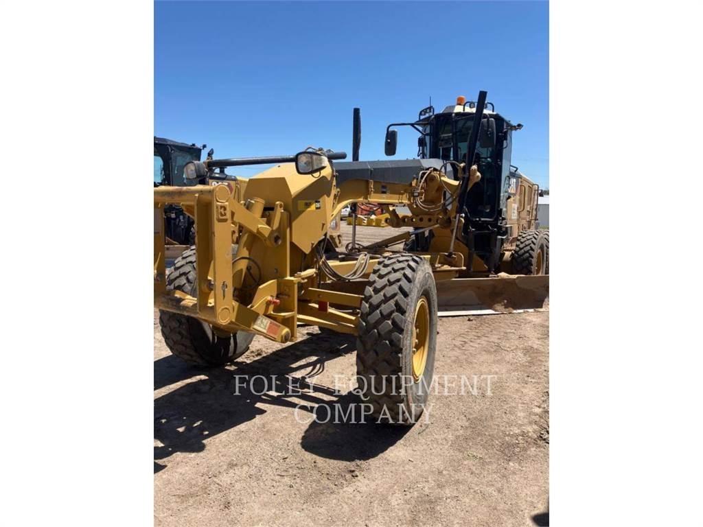 CAT 12M2 Równiarki