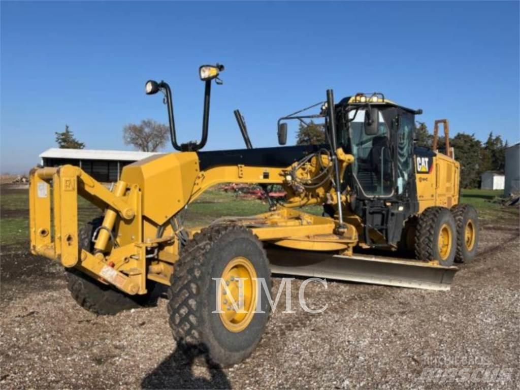 CAT 12M2 Równiarki