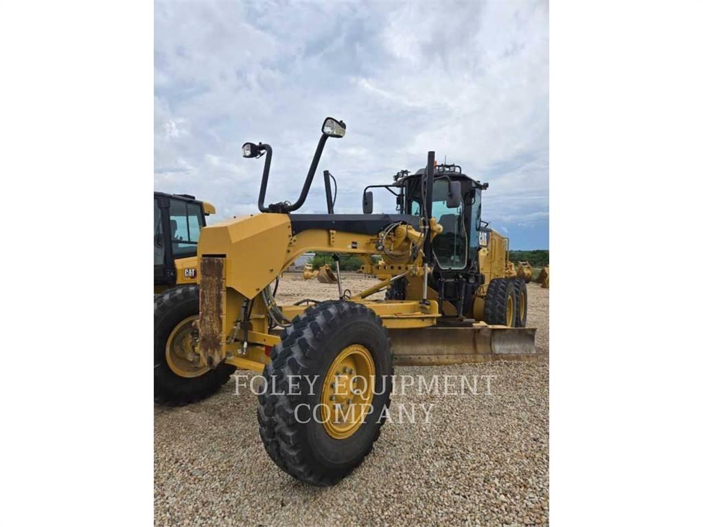 CAT 12M2 Równiarki