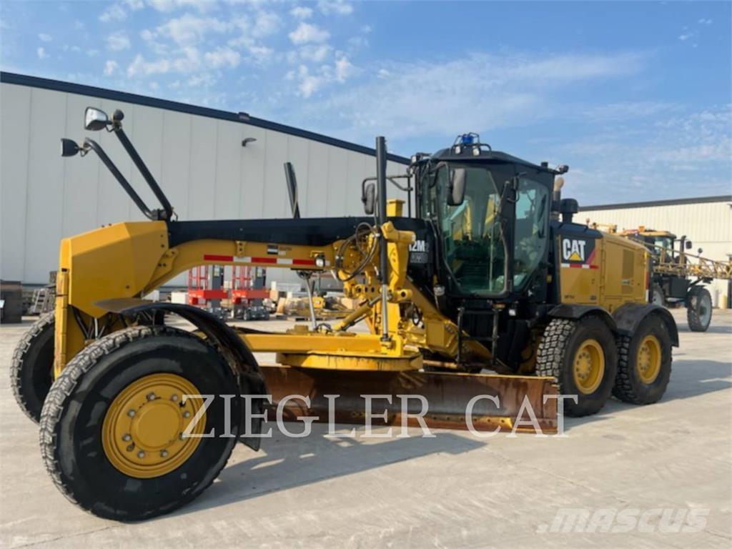 CAT 12M2AWD Równiarki