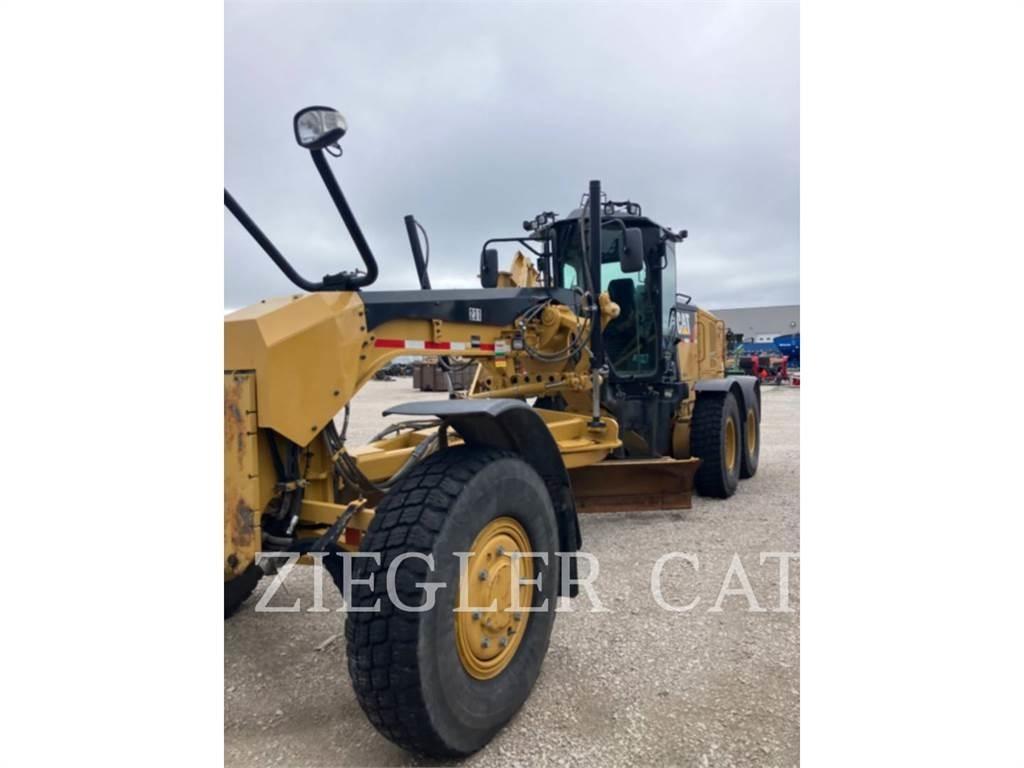 CAT 12M2AWD Równiarki