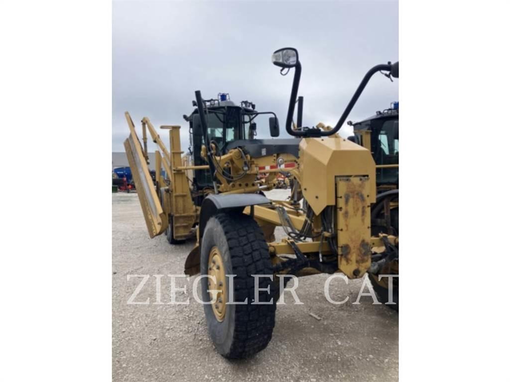 CAT 12M2AWD Równiarki