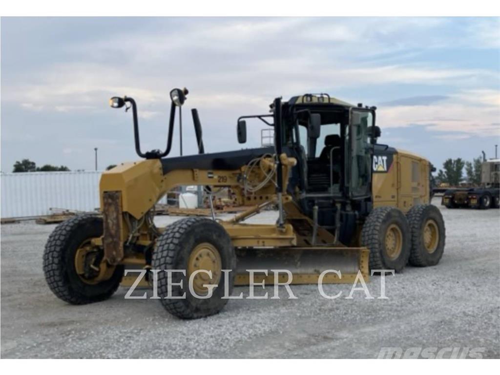 CAT 12M2AWD Równiarki