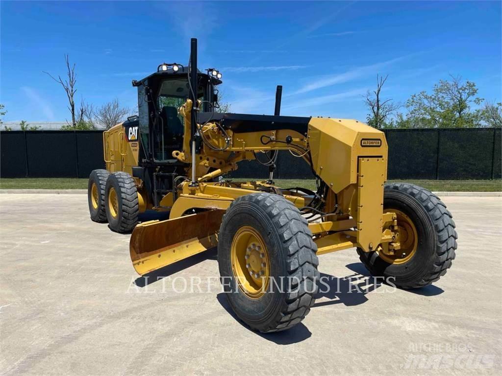 CAT 12M3 Równiarki