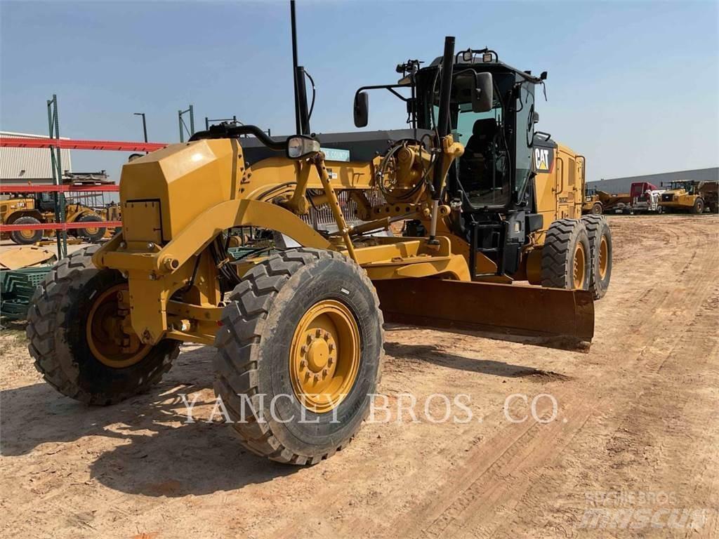 CAT 12M3 Równiarki