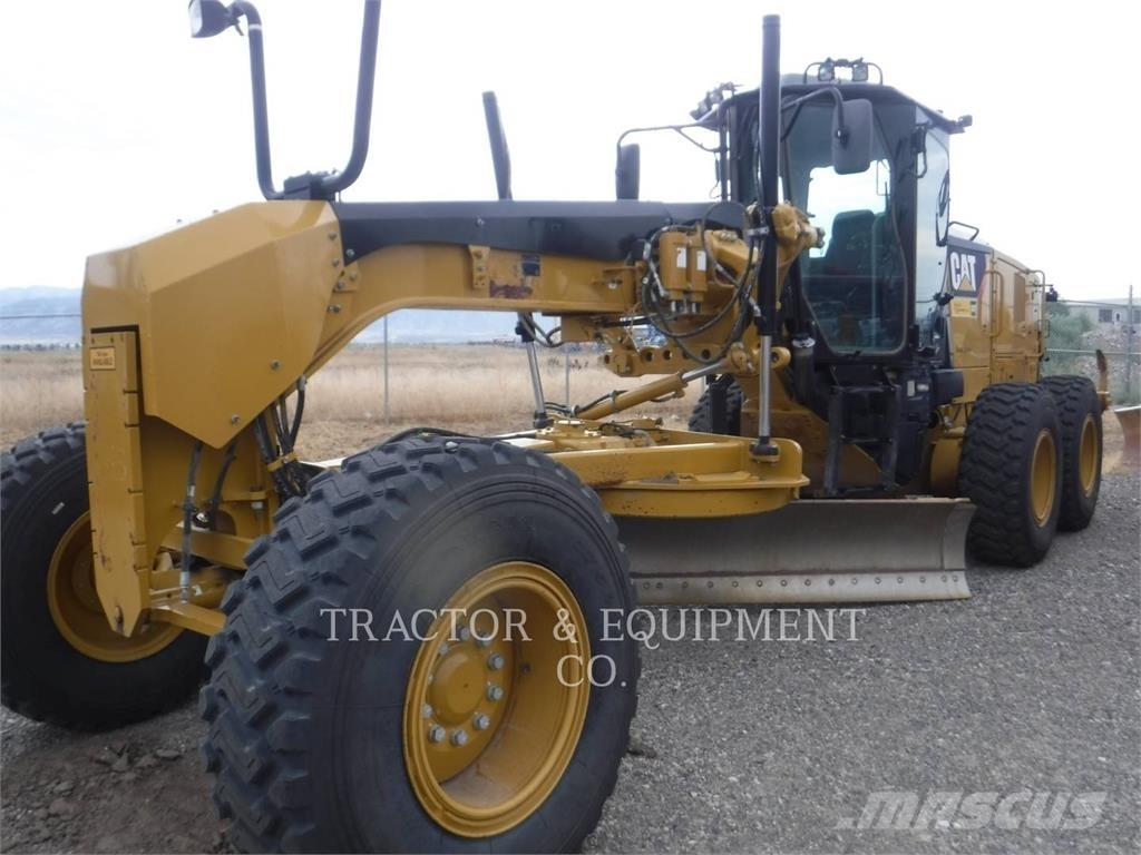 CAT 12M3 Równiarki