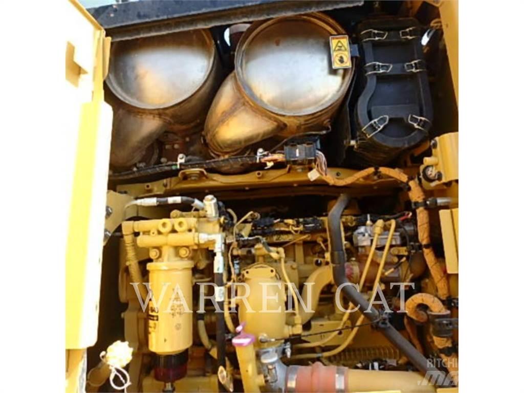 CAT 12M3 Równiarki