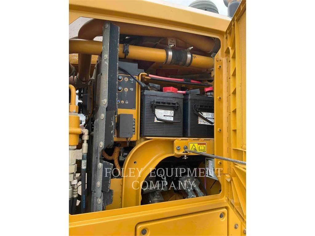 CAT 12M3 Równiarki