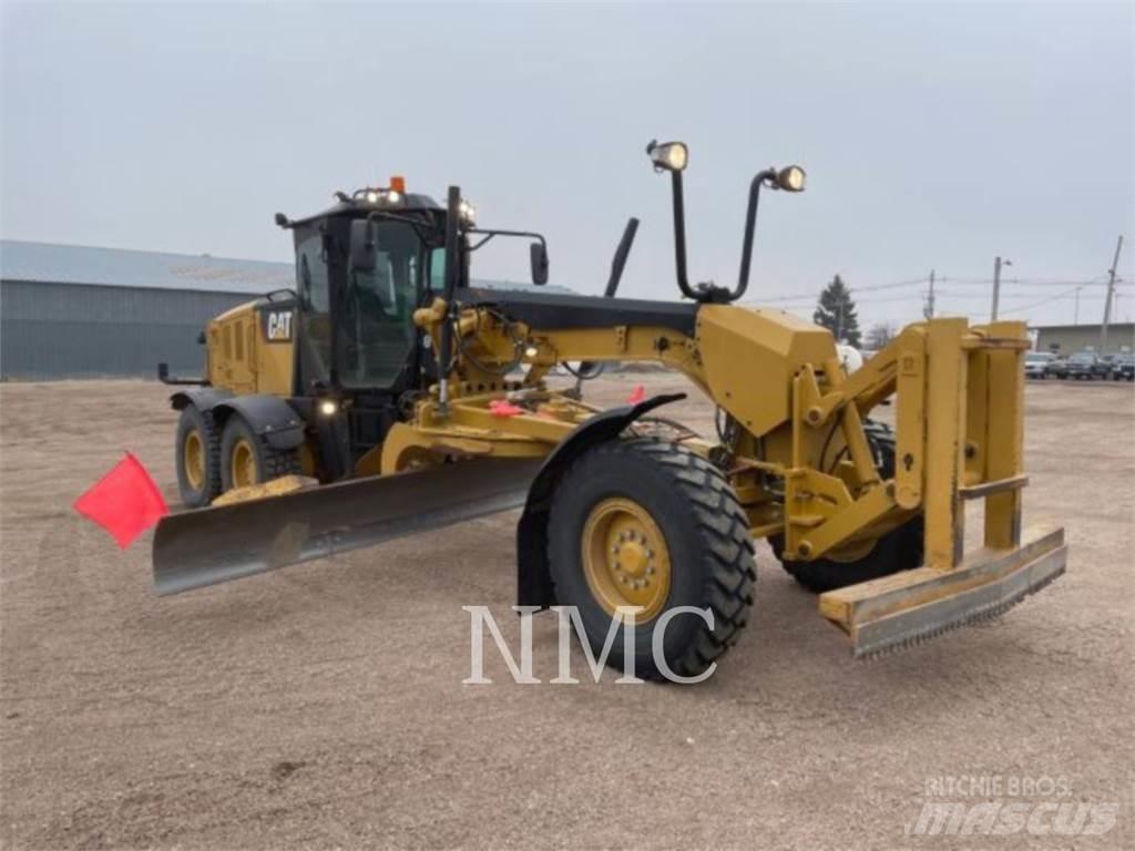 CAT 12M3 Równiarki
