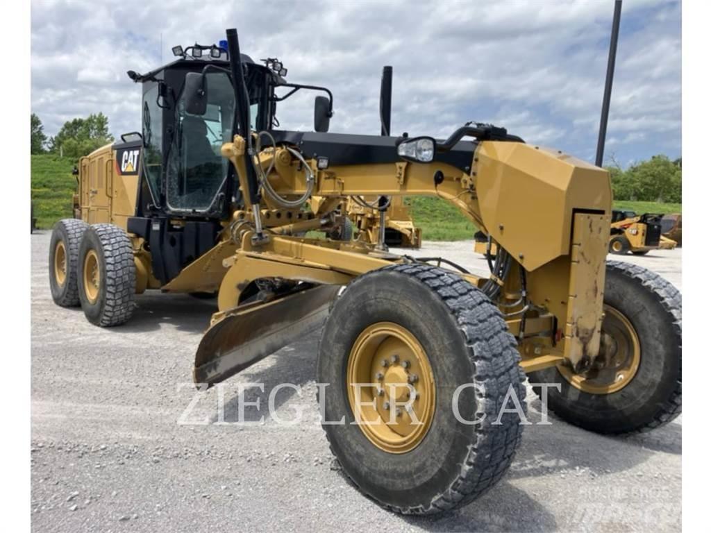 CAT 12M3 Równiarki