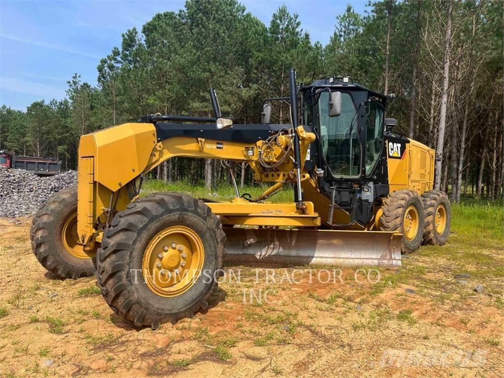 CAT 12M3 Równiarki
