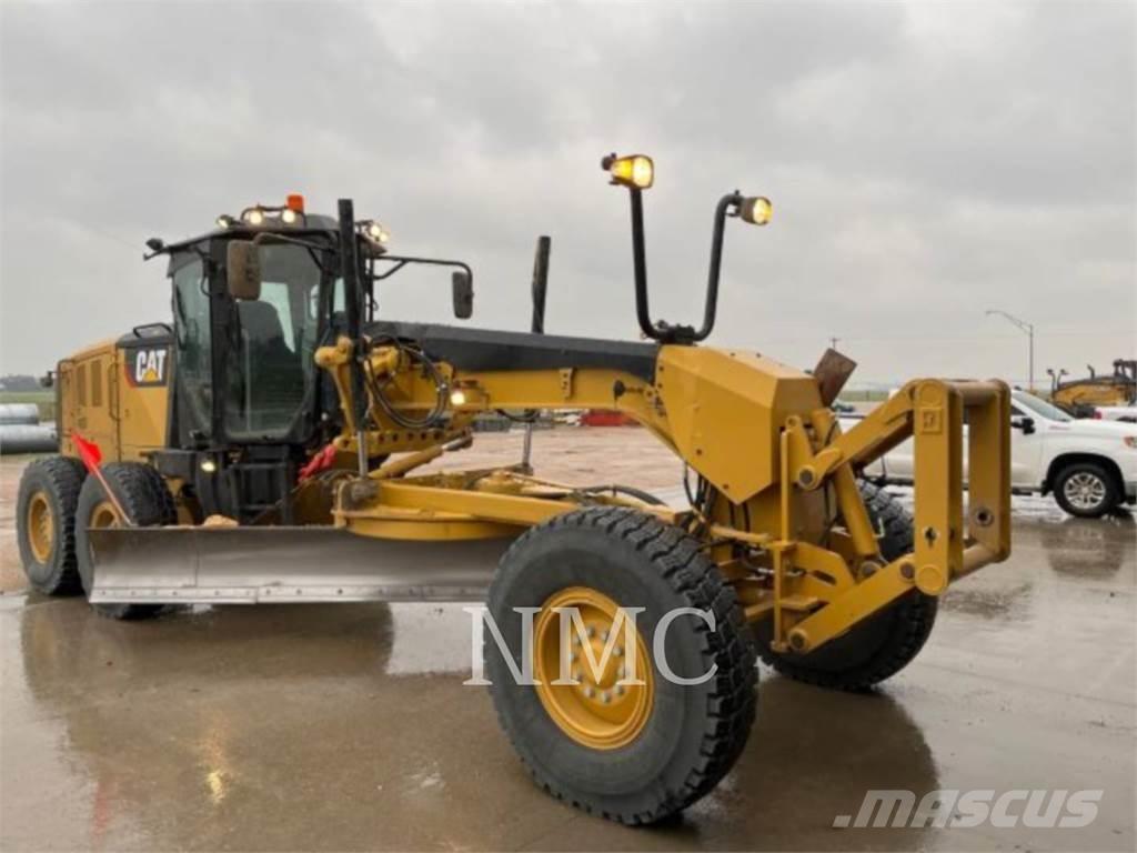 CAT 12M3 Równiarki