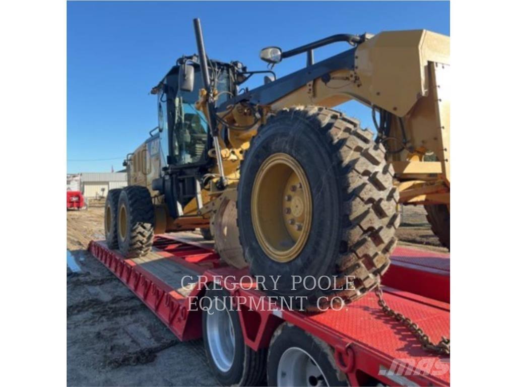 CAT 12M3 Równiarki