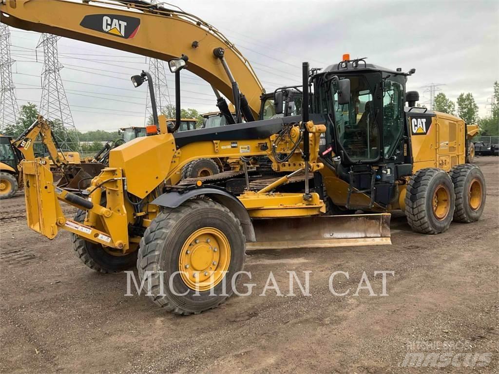 CAT 12M3 AWD Równiarki