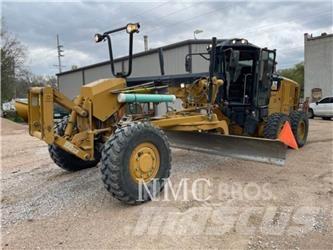 CAT 12M3AWD Równiarki