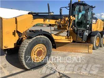 CAT 12M3AWD Równiarki