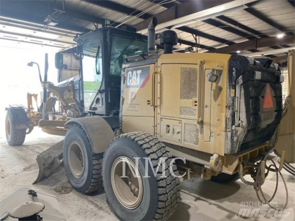CAT 12M3AWD Równiarki