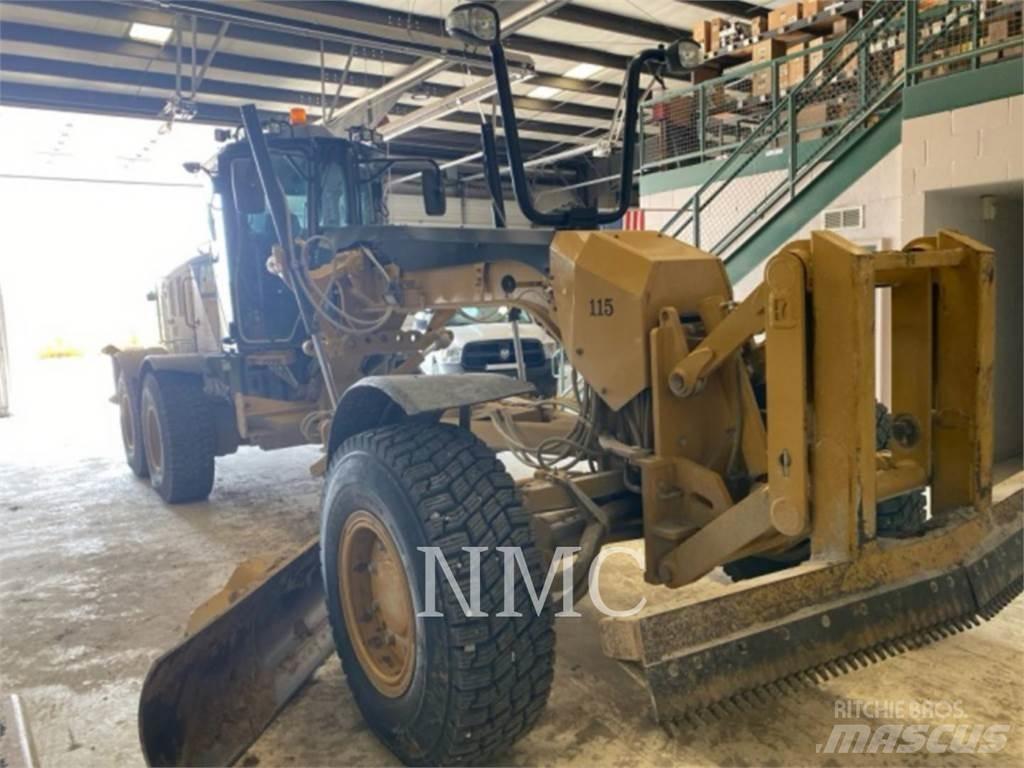 CAT 12M3AWD Równiarki
