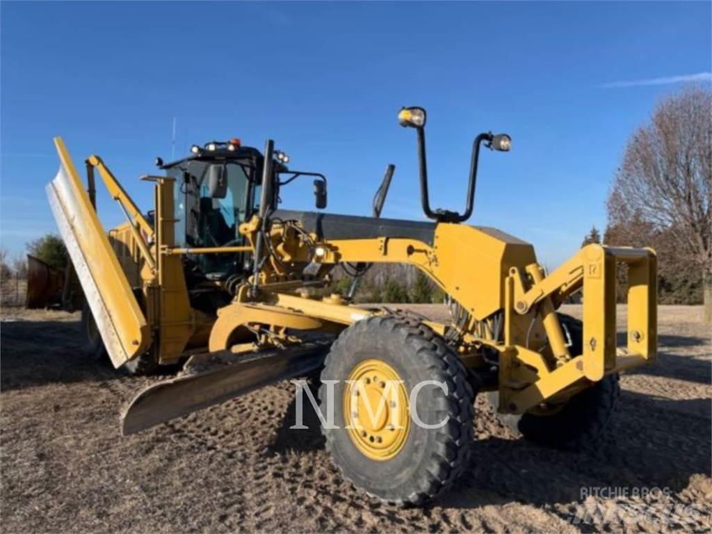 CAT 12M3AWD Równiarki