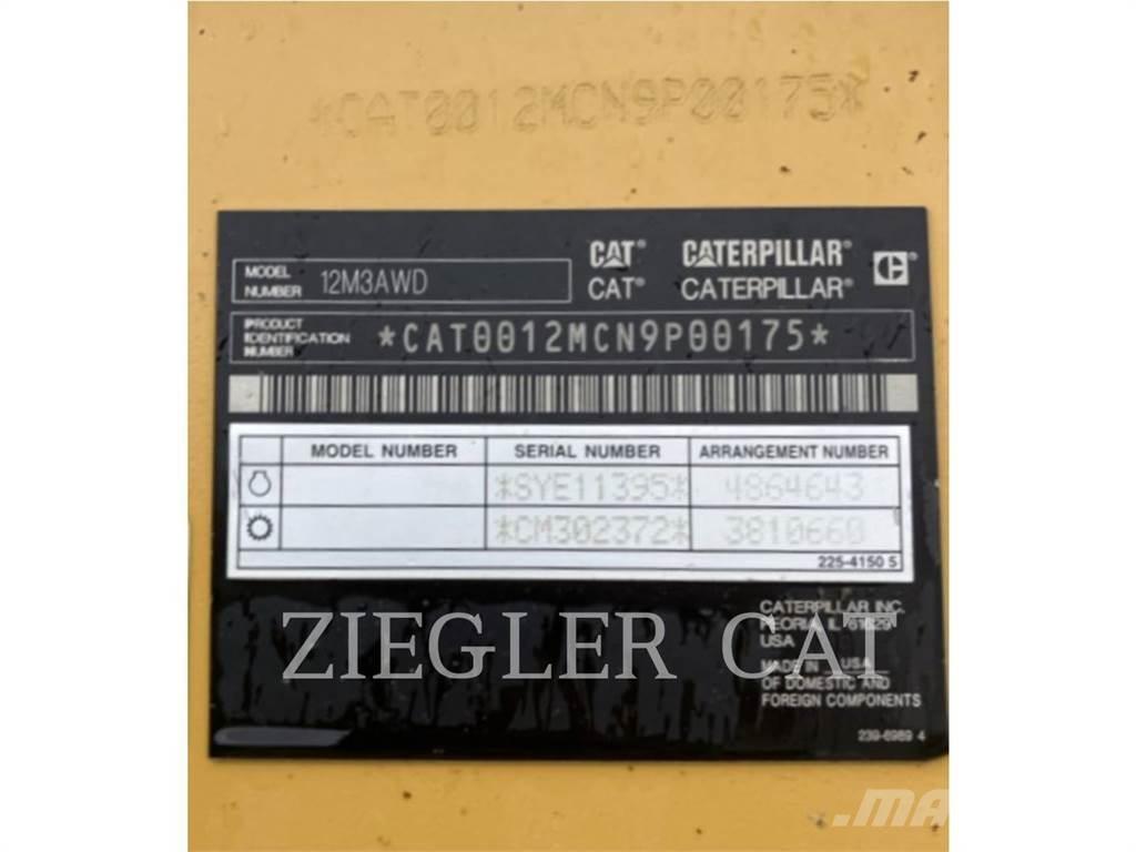 CAT 12M3AWD Równiarki