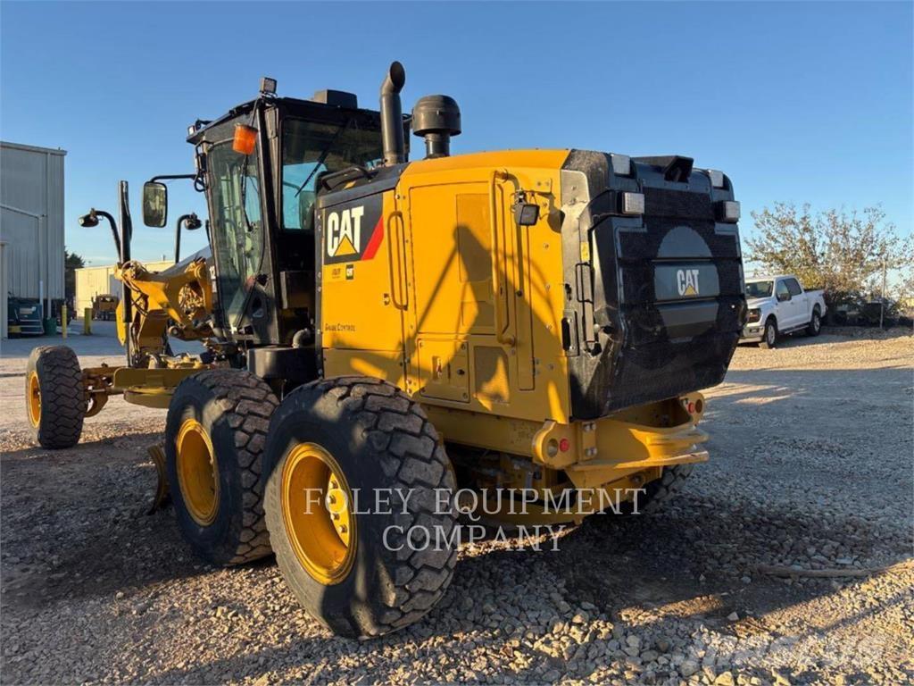 CAT 12M3AWX Równiarki