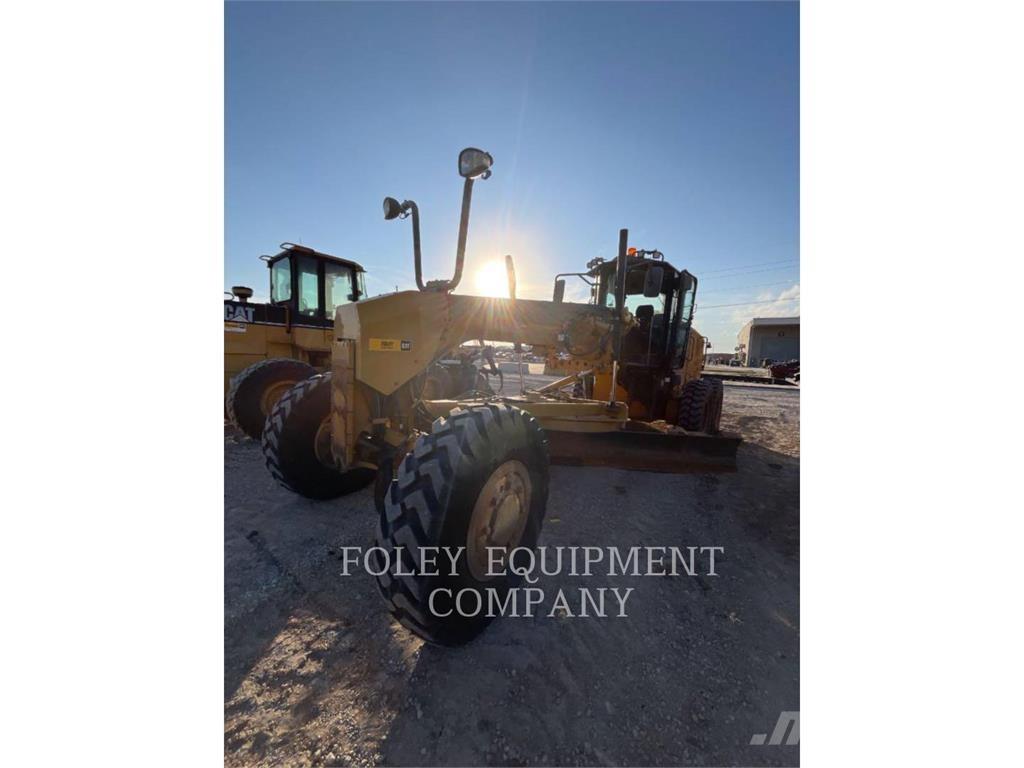 CAT 12M3AWX Równiarki