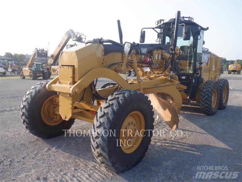 CAT 140 Równiarki