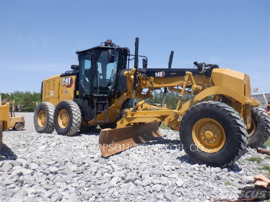 CAT 140 Równiarki