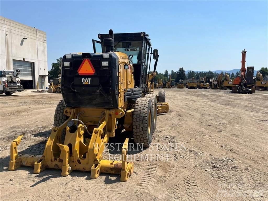 CAT 140 Równiarki