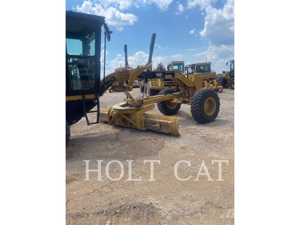 CAT 140 Równiarki